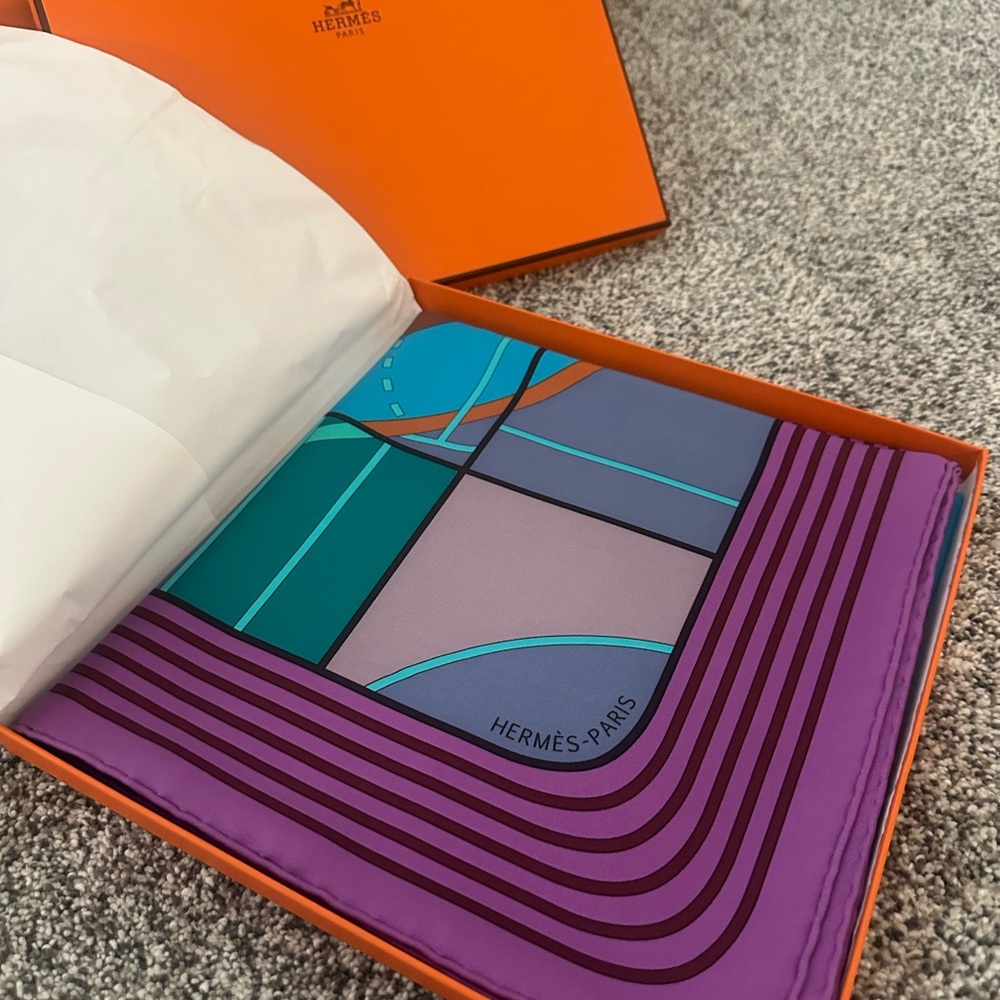 Hermès Silk Sport Scarf 90